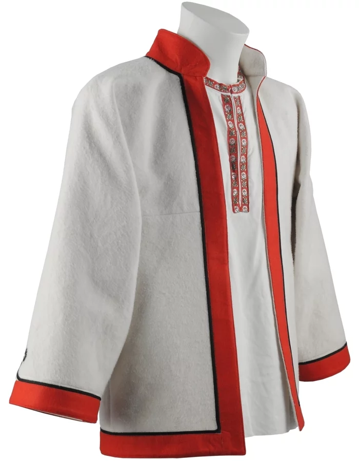 Folklórny kabát s prackou na ľudový kroj