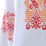 Ľudová košeľa JÁN vyšívaná - detail výšivky na hrudi